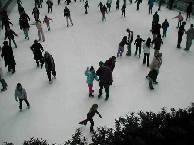 Skating 44.JPG - OLYMPUS DIGITAL CAMERA         